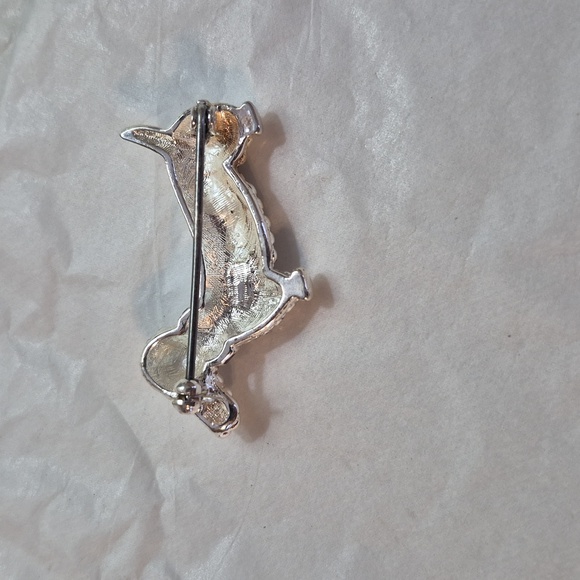 Sparkling Silver Dog Brooch - Picture 2 of 2